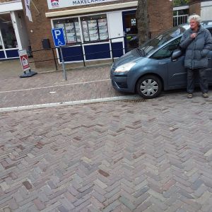 Gehandicapten Parkeerplaatsen slecht afgebakend